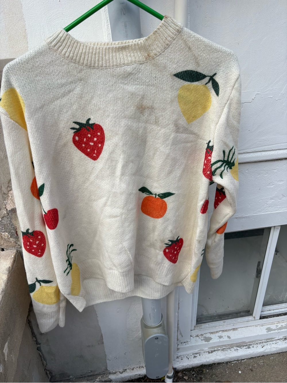 & Other Stories Cream Sweater with Strawberry, Lemon and Orange Motif